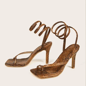 Lapolaka/ пикантен дамски обувки на висок ток, чехли на тънките токчета, модерни и модерни дамски сандали с мирис на глезена, маркови летни сандали за показване на подиума